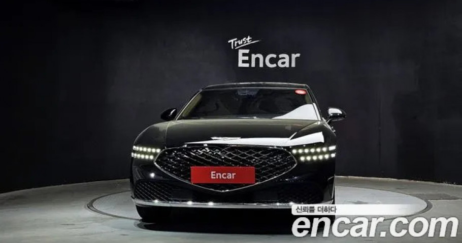 Genesis G90 
