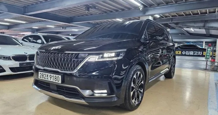 Kia Carnival 