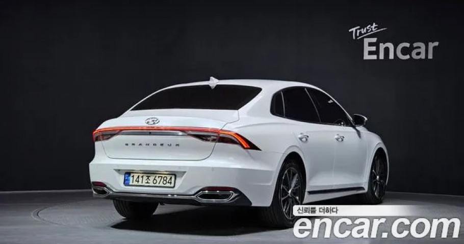 Hyundai Grandeur 