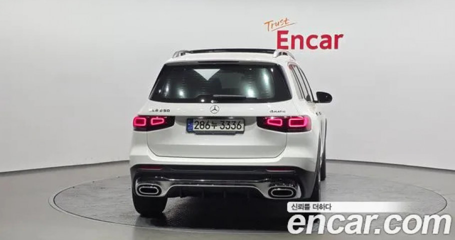Mercedes-Benz Glb-Class 