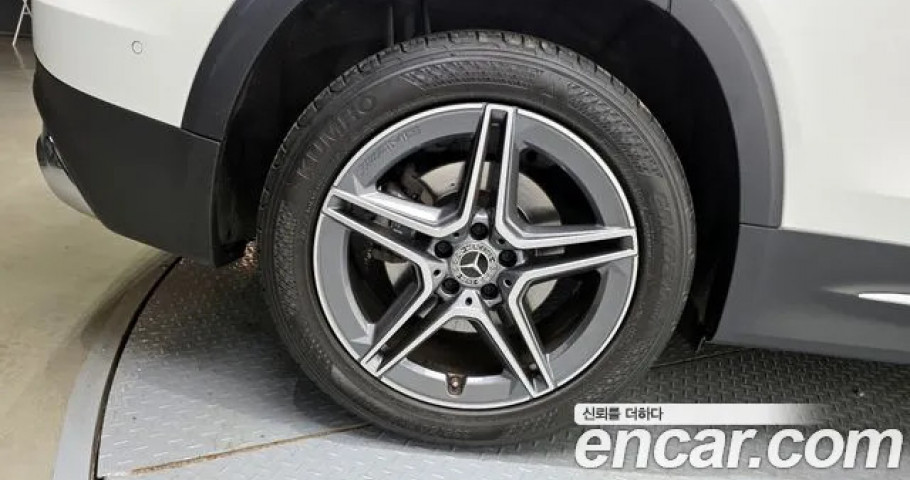 Mercedes-Benz Glb-Class 