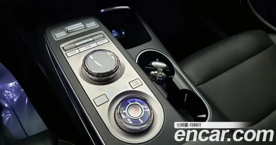 Genesis Gv70 