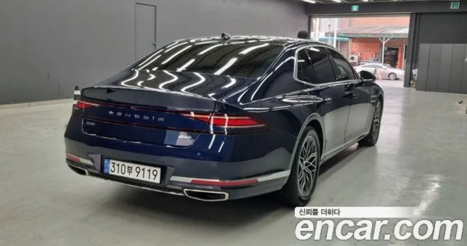 Genesis G90 