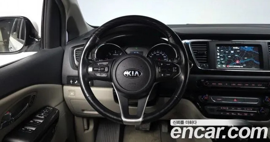 Kia Carnival 