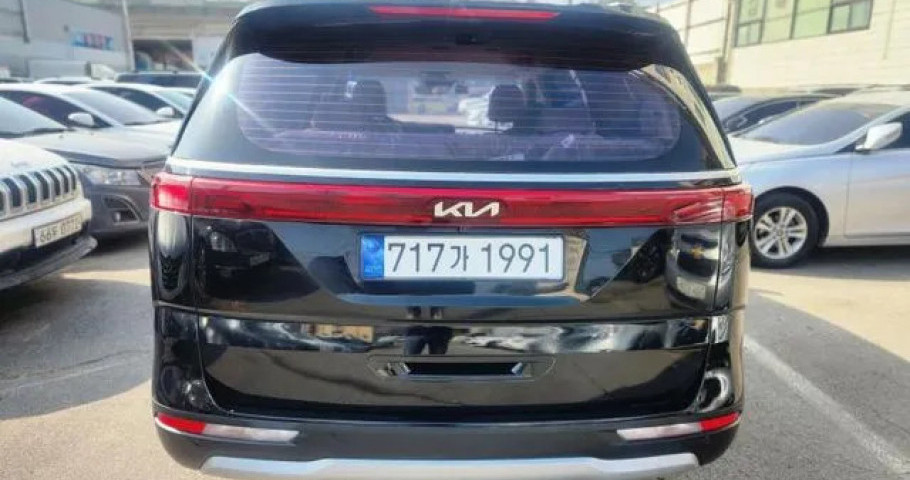 Kia Carnival 
