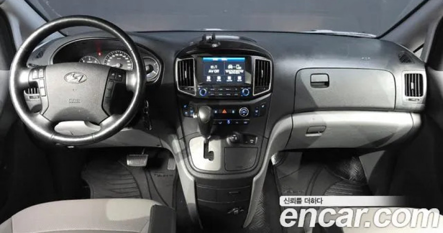 Hyundai Starex 