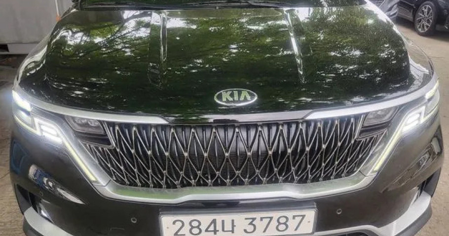Kia Carnival 