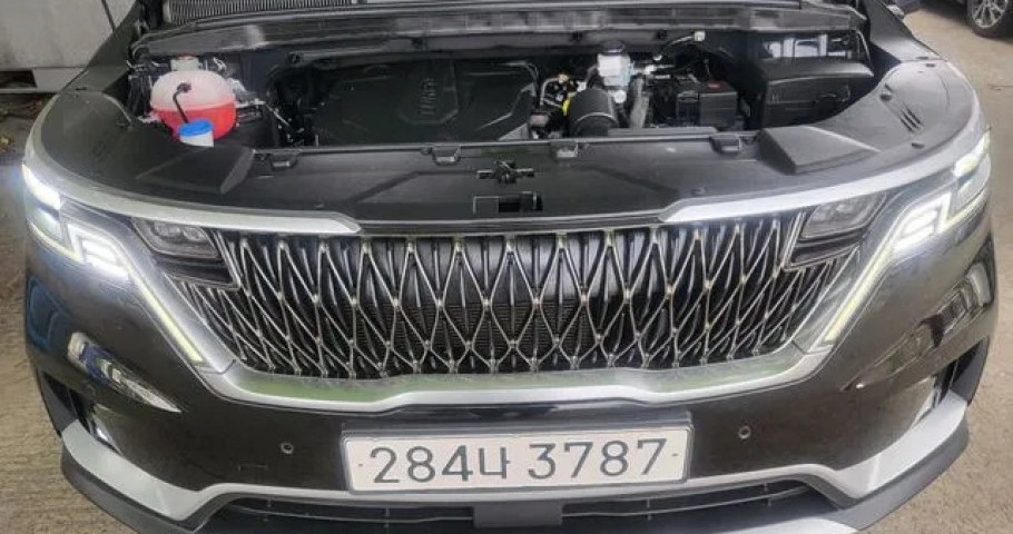 Kia Carnival 