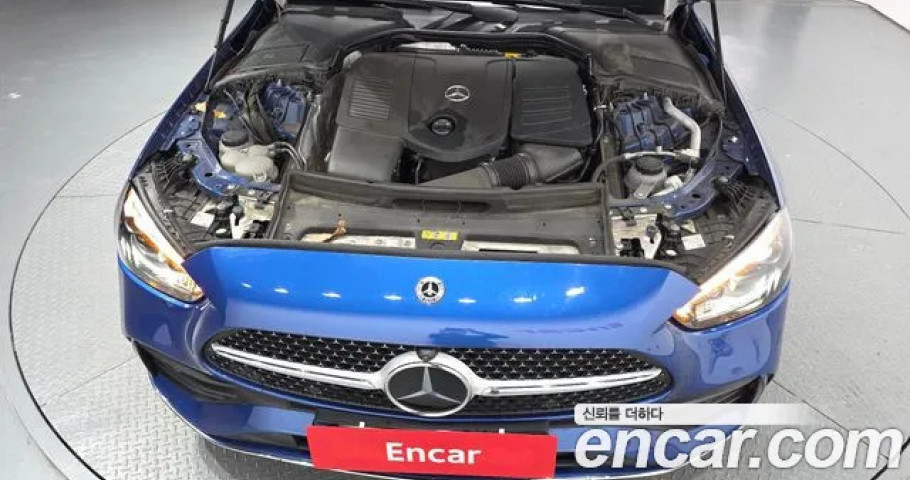 Mercedes-Benz C-Class 