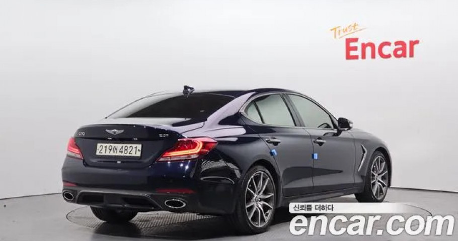 Genesis G70 