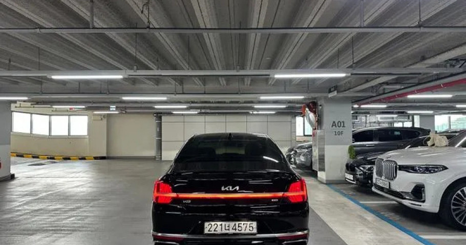 Kia K9 