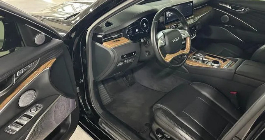 Kia K9 