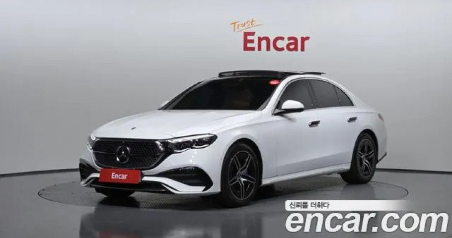 Mercedes-Benz E-Class 