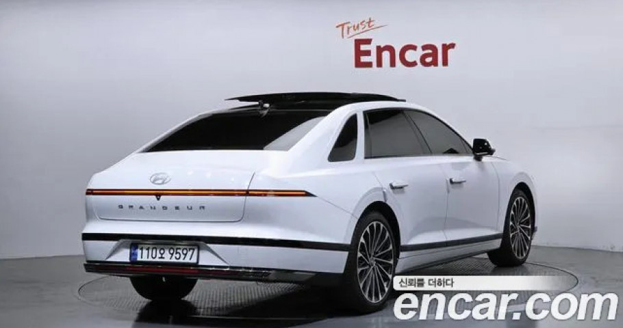 Hyundai Grandeur 