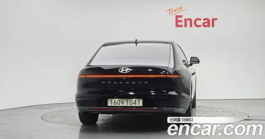 Hyundai Grandeur 