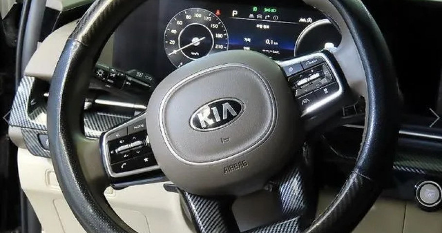 Kia Carnival 
