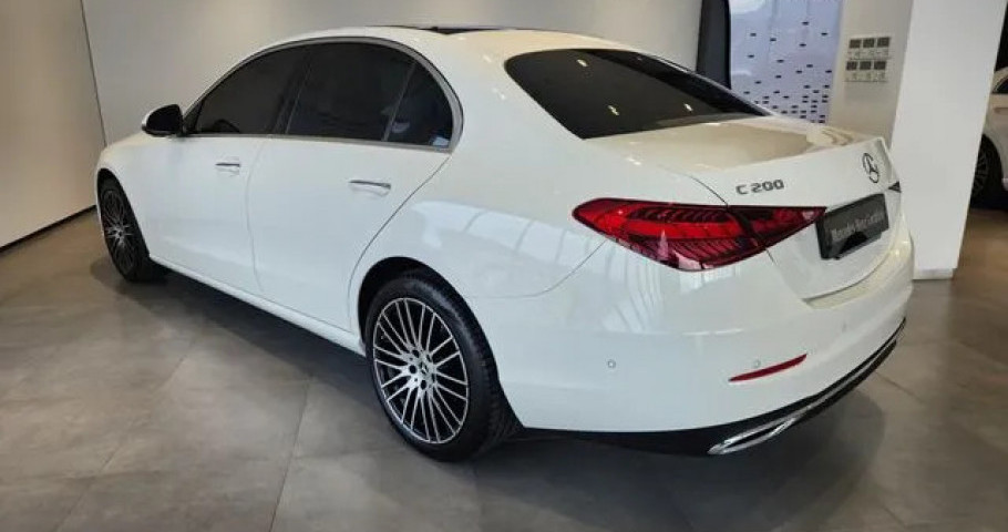 Mercedes-Benz C-Class 