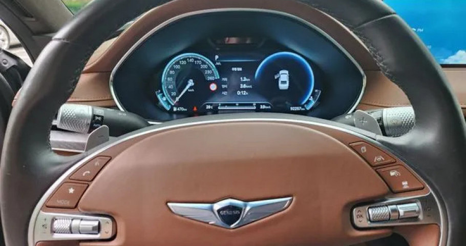 Genesis G80 
