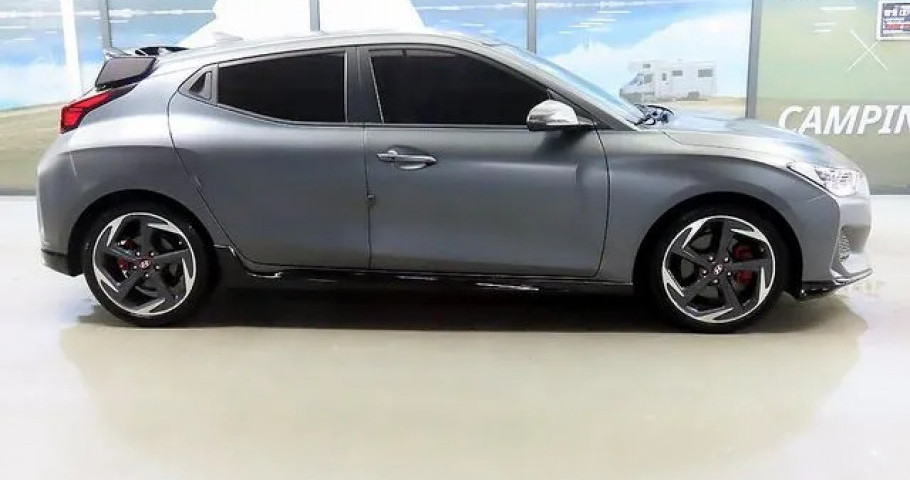 Hyundai Veloster 