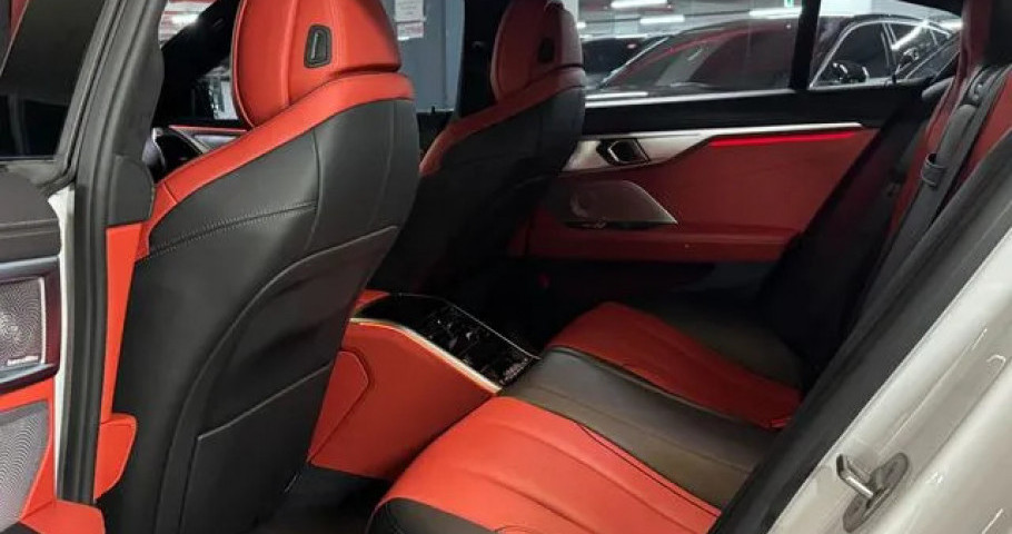 Bmw 8-Series 