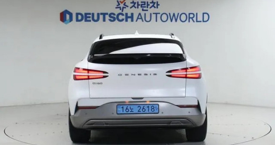 Genesis Gv60 