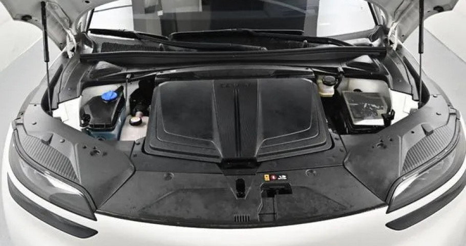 Genesis Gv60 