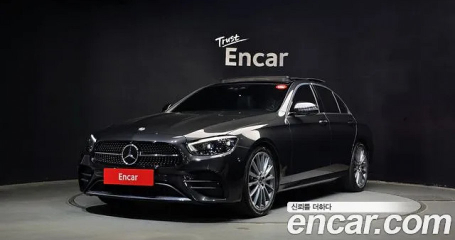 Mercedes-Benz E-Class 
