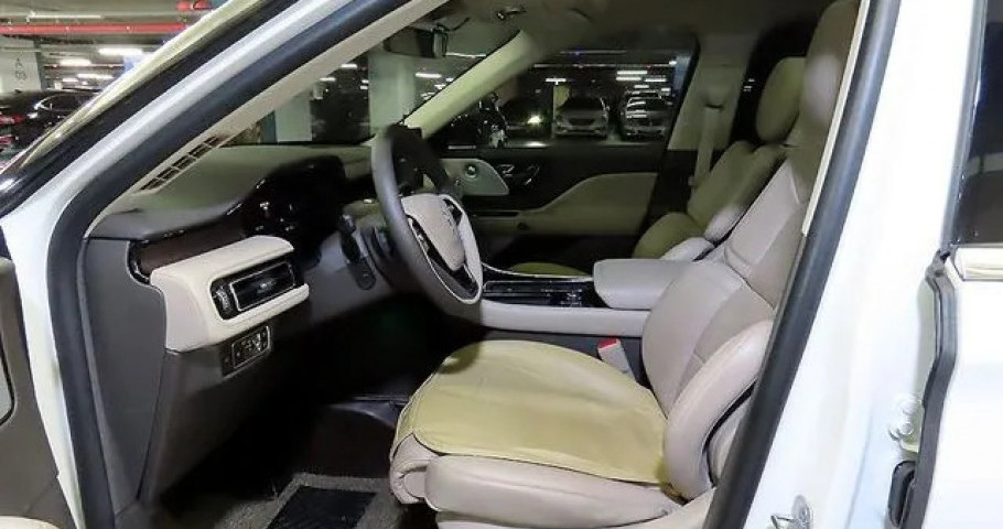 Lincoln Aviator 
