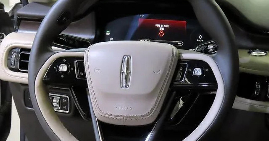 Lincoln Aviator 
