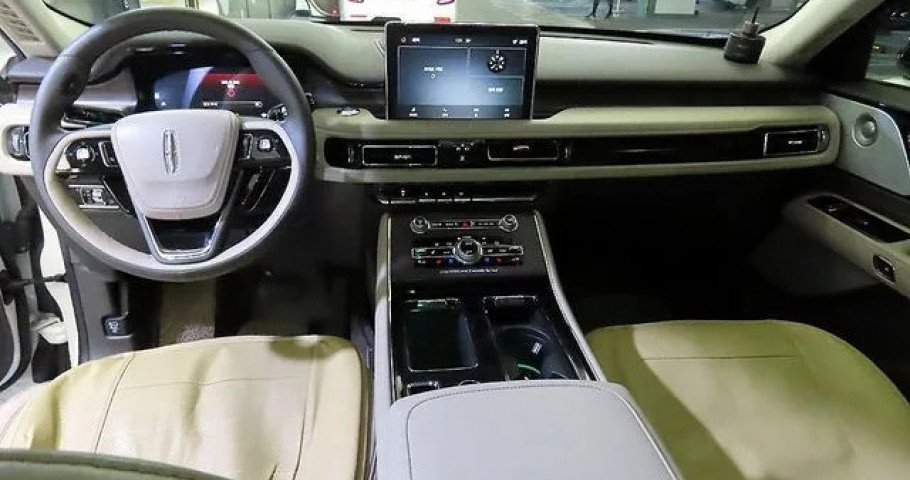 Lincoln Aviator 