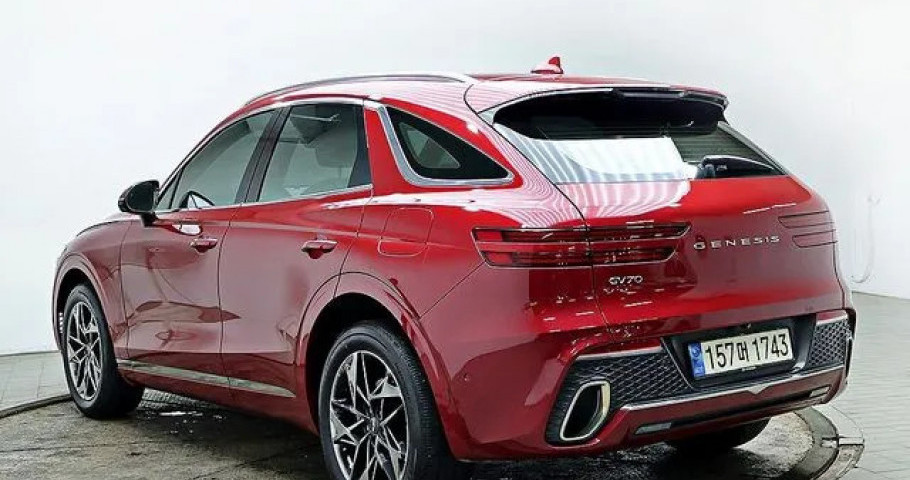 Genesis Gv70 