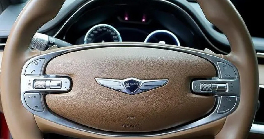 Genesis Gv70 