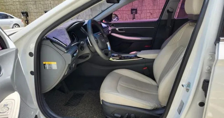 Hyundai Sonata 