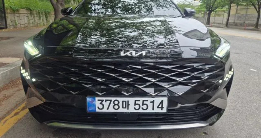Kia K8 