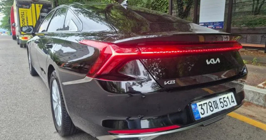 Kia K8 
