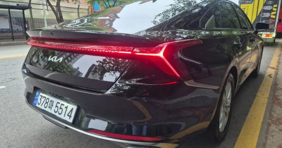 Kia K8 