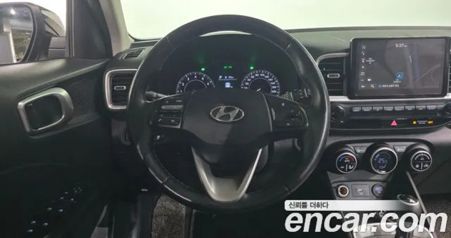 Hyundai Venue 