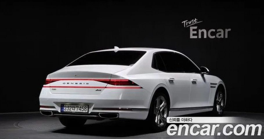 Genesis G90 