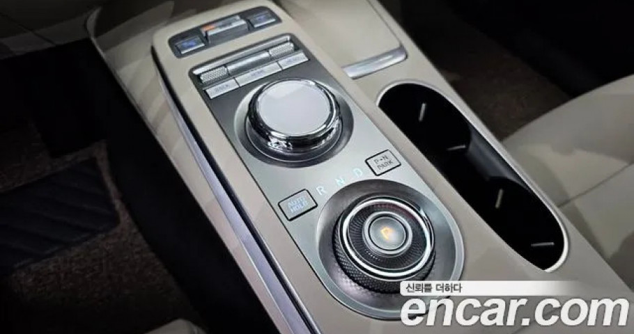 Genesis Gv70 
