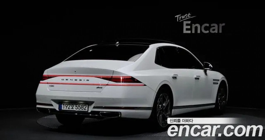 Genesis G90 