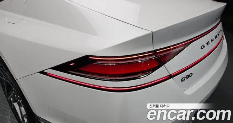 Genesis G90 