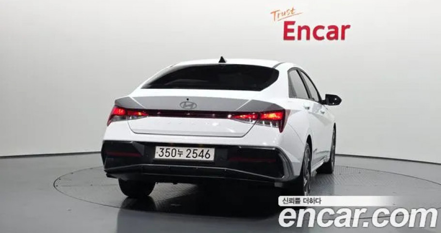 Hyundai Avante (Elantra) 