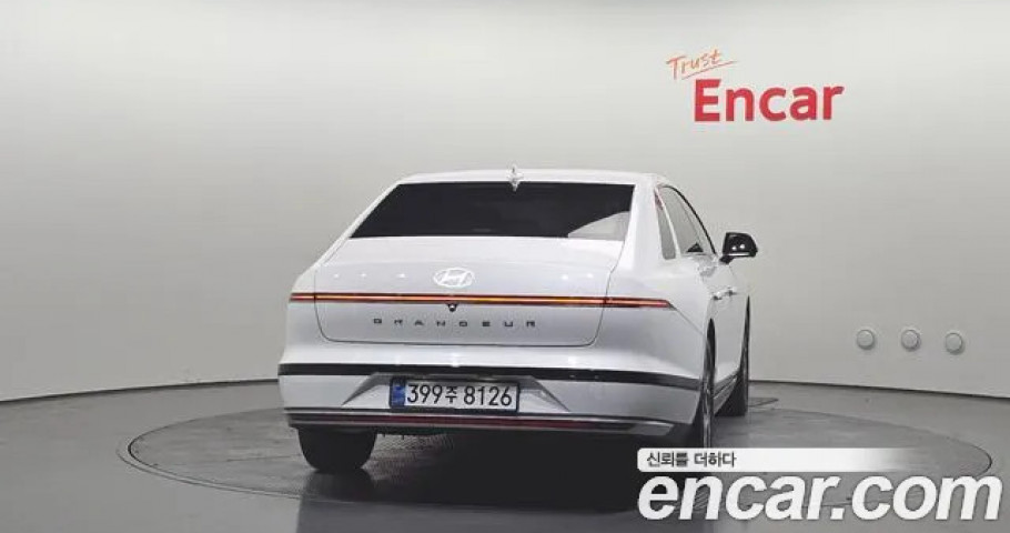Hyundai Grandeur 