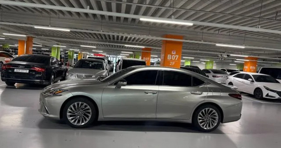 Lexus Es 