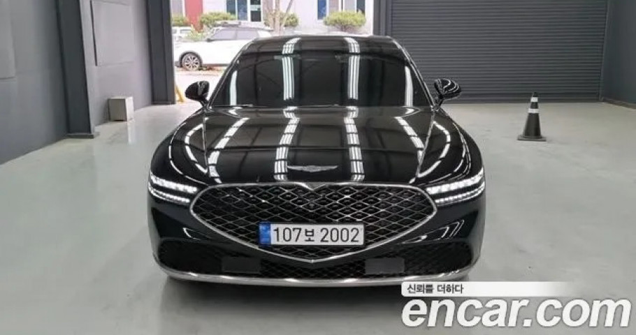 Genesis G90 