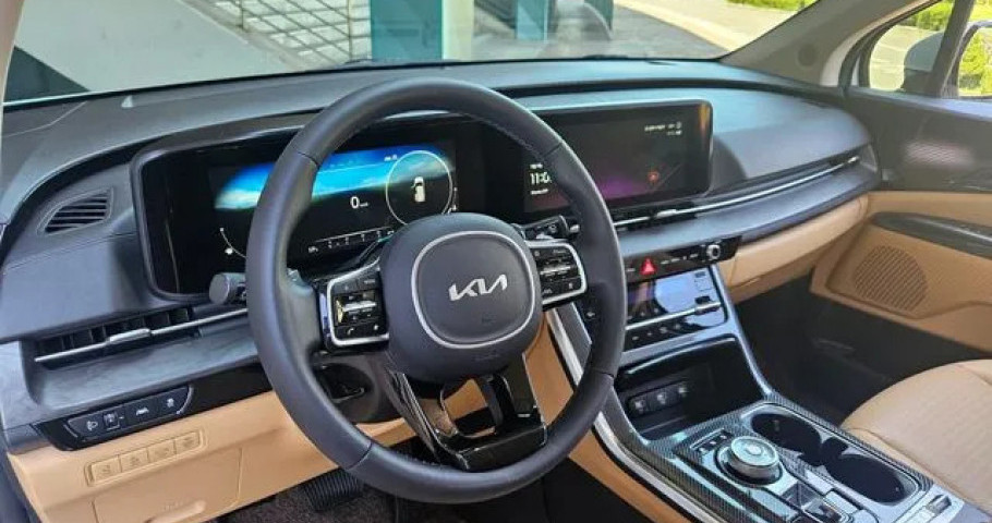 Kia Carnival 