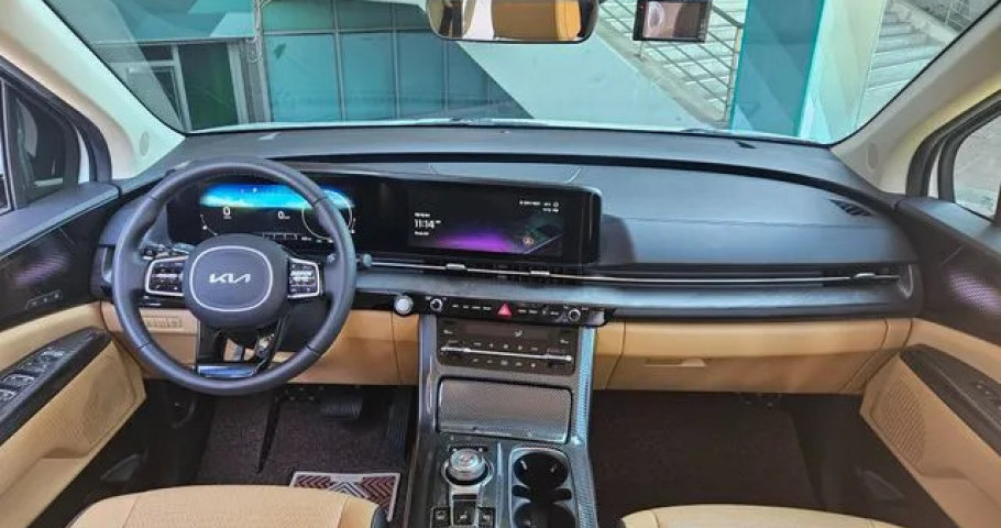 Kia Carnival 