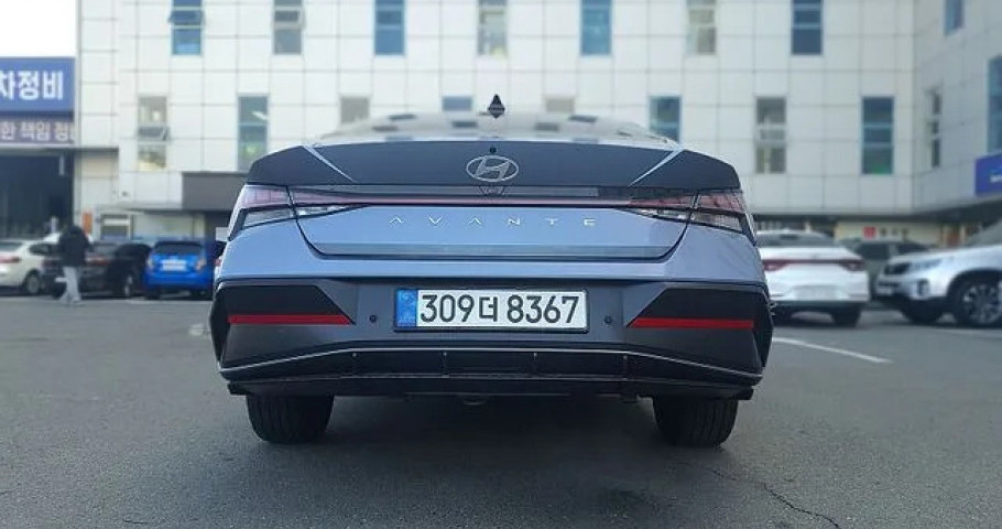 Hyundai Avante (Elantra) 