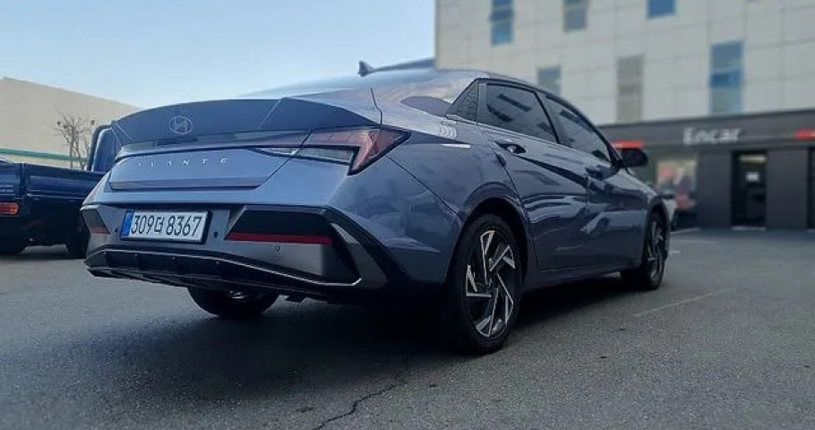 Hyundai Avante (Elantra) 