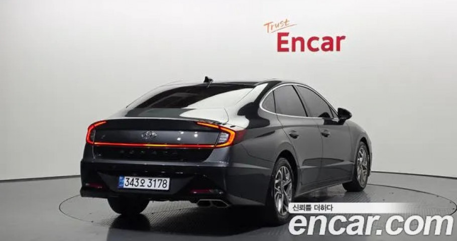 Hyundai Sonata 